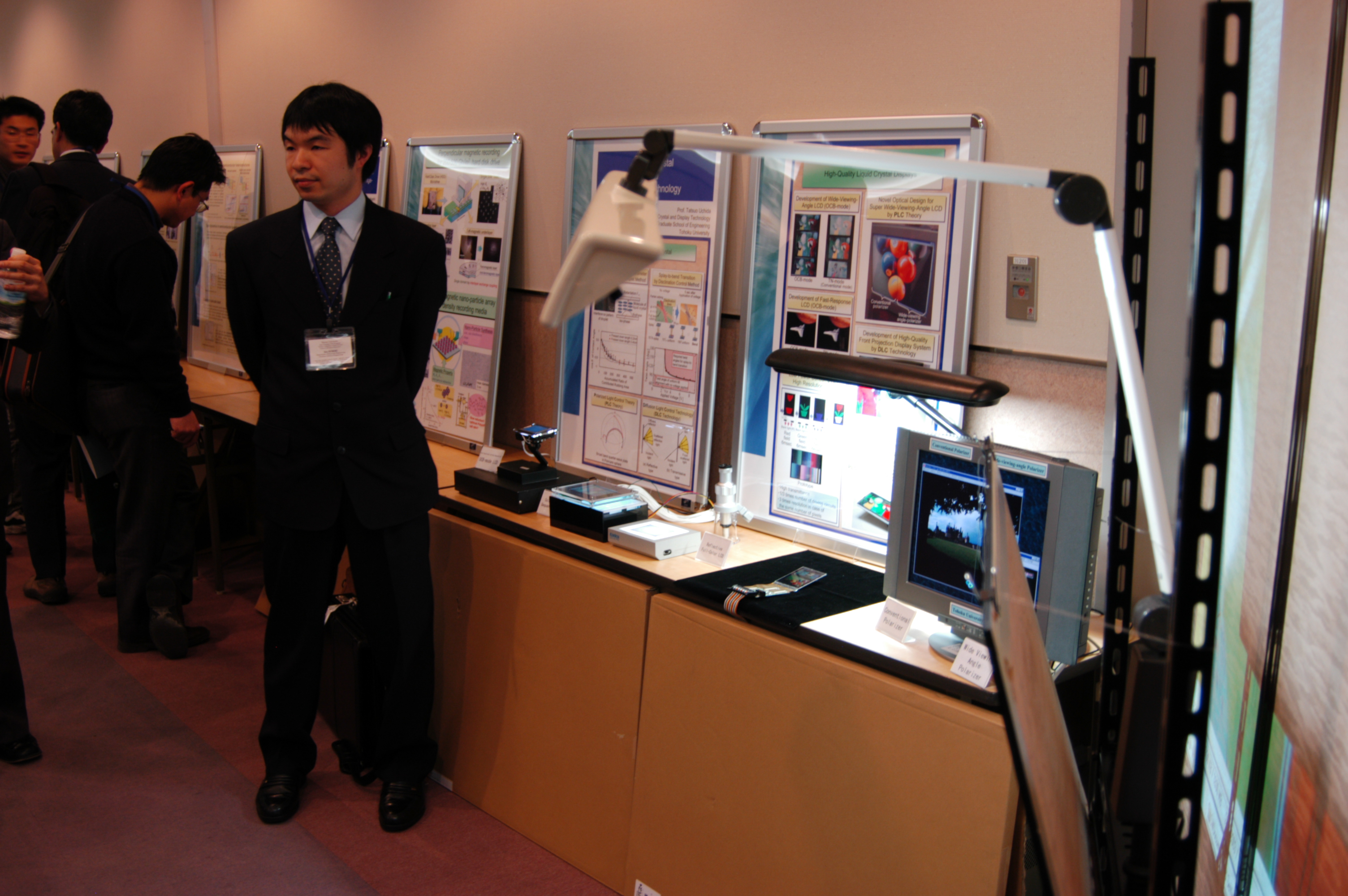 021Poster session03.JPG
